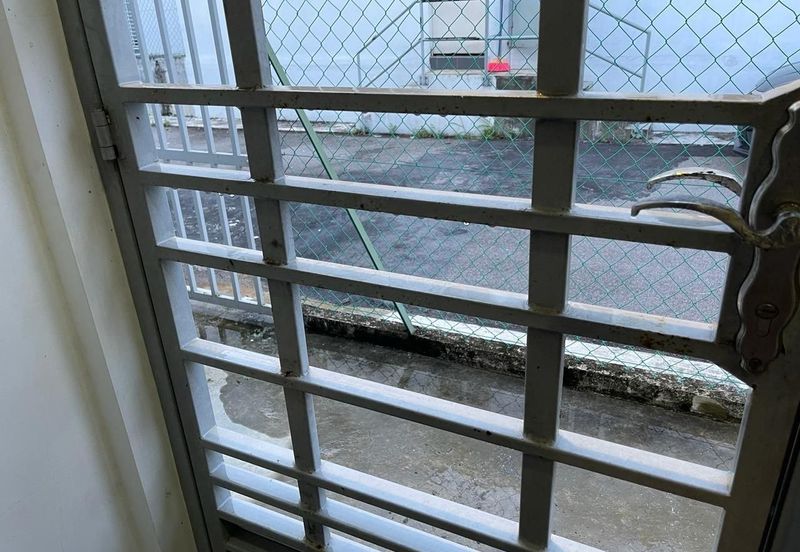 Hazel @ Meridin East