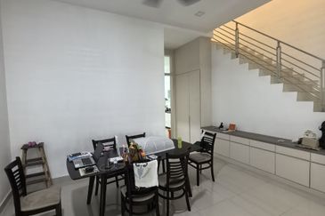 Austin Residence @Taman Mount Austin