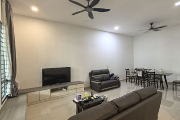 Austin Residence @Taman Mount Austin