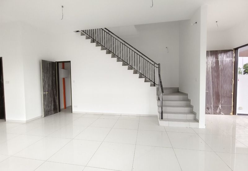 Jalan Mutiara Emas 2/32