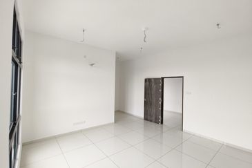 Jalan Mutiara Emas 2/32