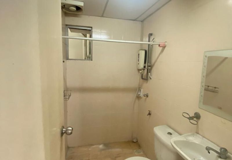 Prima Regency (Dorchester Court)