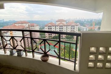 Prima Regency (Dorchester Court)