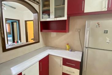 Prima Regency (Dorchester Court)