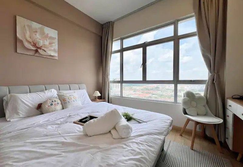 Midas Perling Apartment