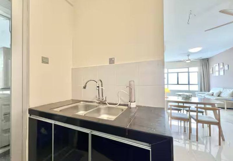 Midas Perling Apartment