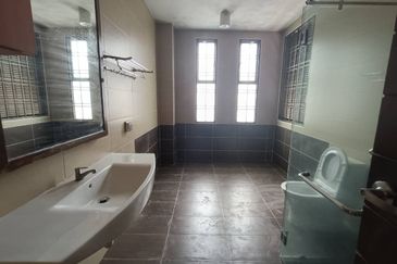 Taman Austin Heights