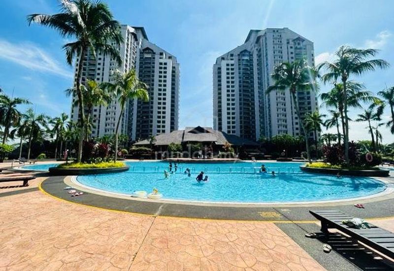 The Straits View, Bandar Baru Permas Jaya