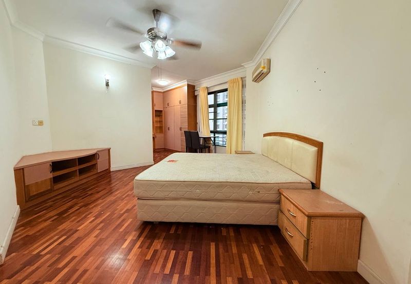 The Straits View, Bandar Baru Permas Jaya