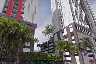 Dedaun Hijau (Greenfield Regency)