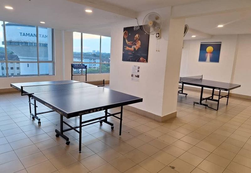 Dedaun Hijau (Greenfield Regency)