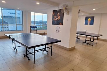 Dedaun Hijau (Greenfield Regency)