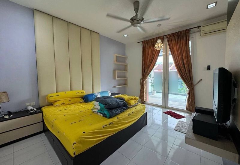 Jalan Setia Tropika 3/8