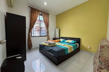 Jalan Setia Tropika 3/8