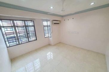 Taman Austin Perdana