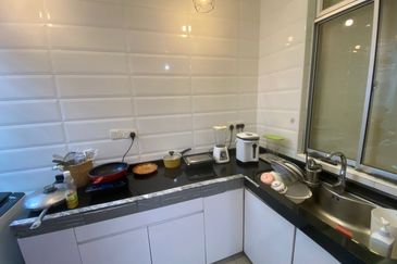 Jalan Setia Tropika 6/2