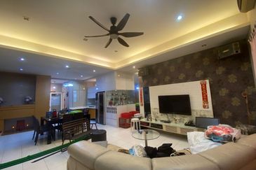 Jalan Setia Tropika 6/2