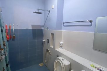 Jalan Setia Tropika 6/2