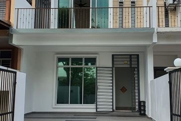 Austin Residence @Taman Mount Austin