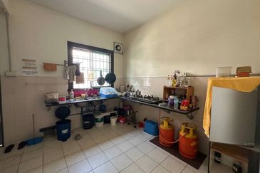 Mutiara Emas @ Taman Mount Austin