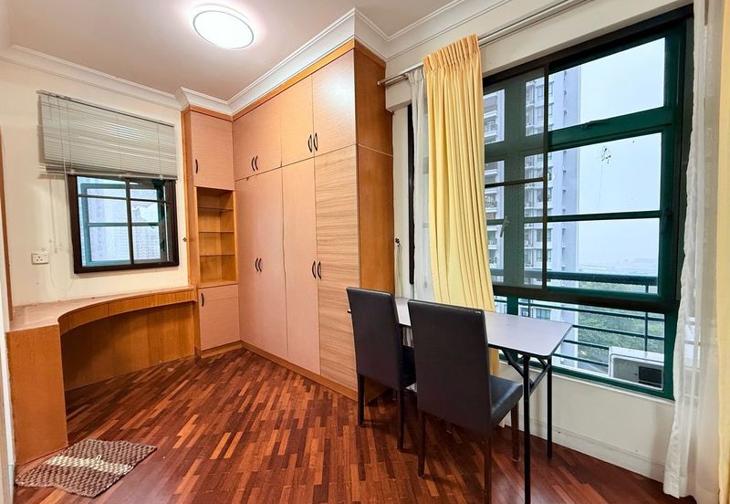 The Straits View, Bandar Baru Permas Jaya