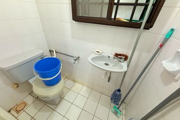 The Straits View, Bandar Baru Permas Jaya