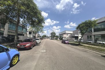 Kempas Utama Industrial Park