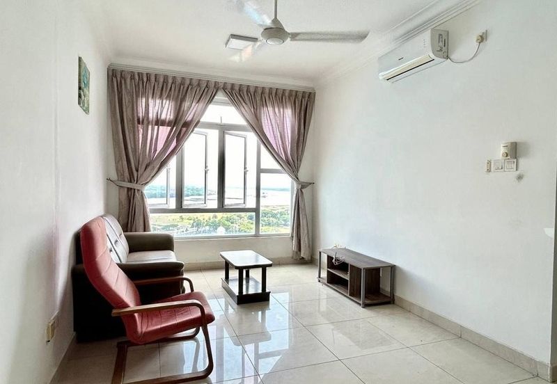 Golden Sands Seaview Residence