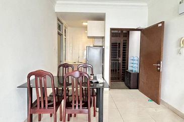 Golden Sands Seaview Residence