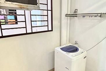 Golden Sands Seaview Residence