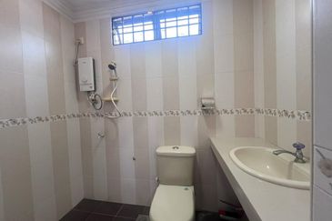 Mutiara Emas @ Taman Mount Austin