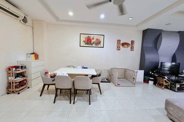 Taman Austin Perdana