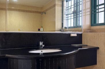 The Straits View, Bandar Baru Permas Jaya