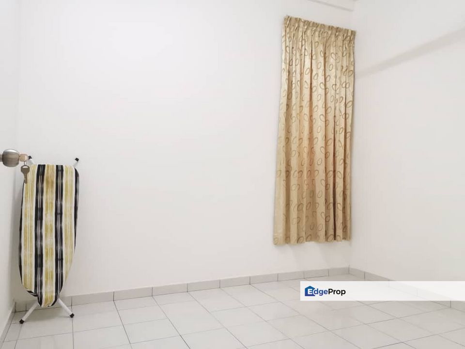 Molek Ria, Johor, Johor Bahru