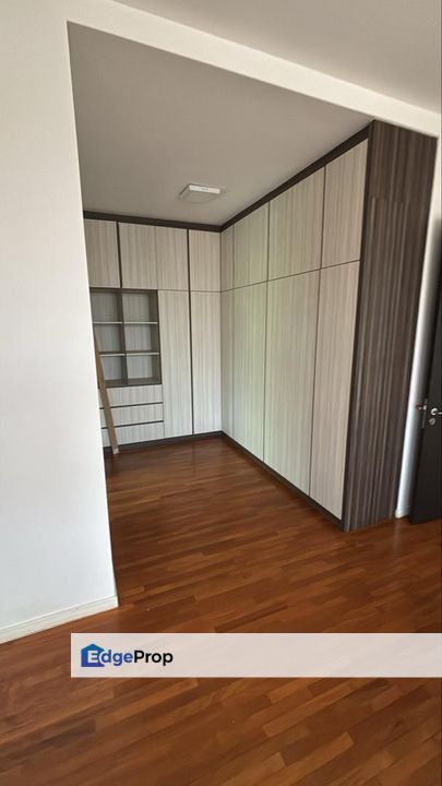 East Ledang, Johor, Nusajaya