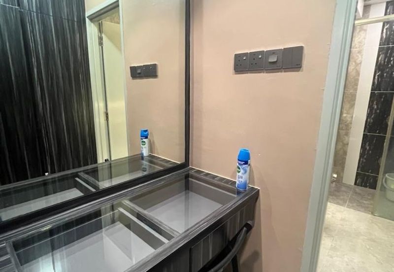 Akademik Suite @ Mount Austin