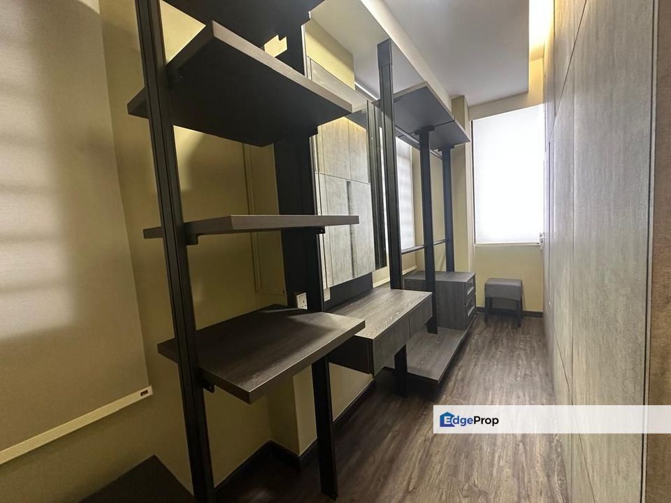 Aloha Tower, Johor, Johor Bahru