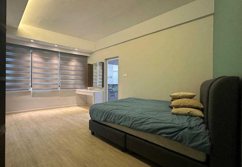 Aloha Tower Condominium