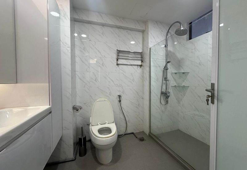 Aloha Tower Condominium