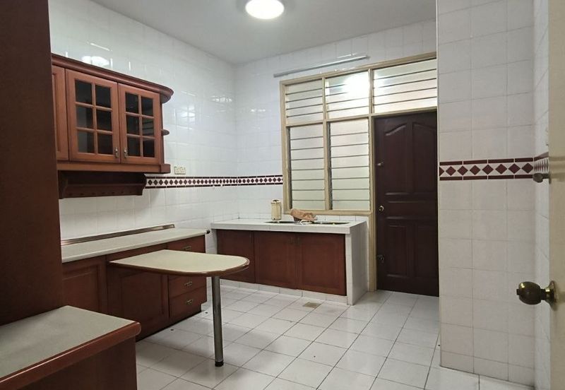 Taman Molek