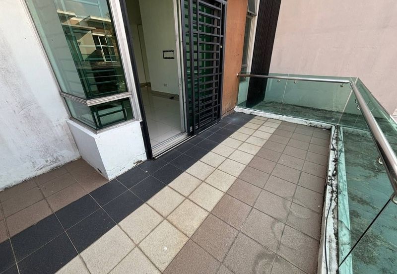 Austin Residence @Taman Mount Austin