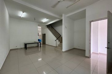 Austin Residence @Taman Mount Austin