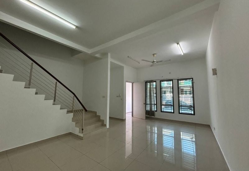 Austin Residence @Taman Mount Austin