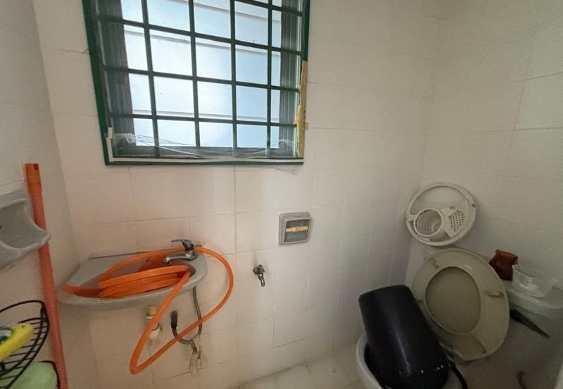 The Straits View, Bandar Baru Permas Jaya