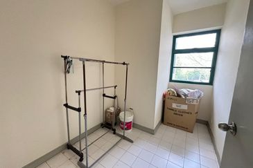 The Straits View, Bandar Baru Permas Jaya