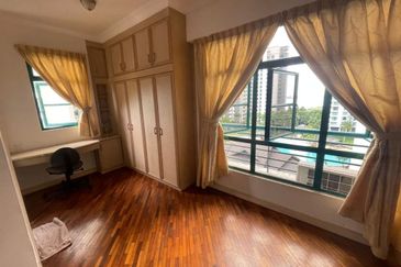 The Straits View, Bandar Baru Permas Jaya