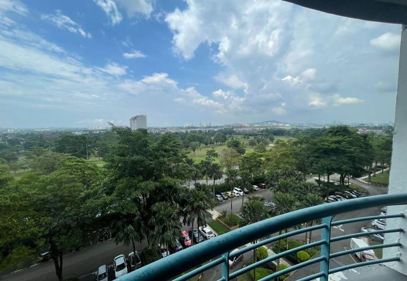 The Straits View, Bandar Baru Permas Jaya