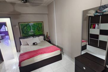 Austin Residence @Taman Mount Austin