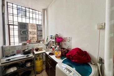 Prima Regency (Abbey Court)