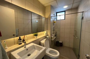 The WaterEdge Residences